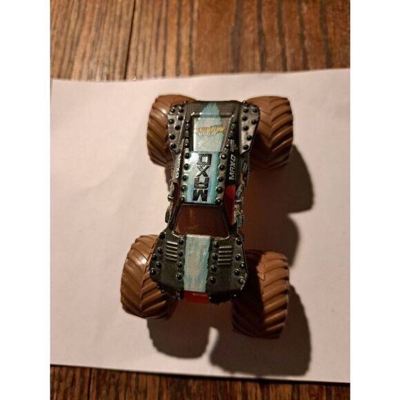 Max-D Monster Jam Toy Truck 2024 + Handmade Shatterproof Ornament - Picture 4 of 8